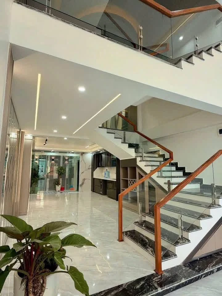 Bán nhà 4 tầng 70m² mặt phố An Biên Hải Phòng 7,6 tỷ - Ảnh thu nhỏ 3
