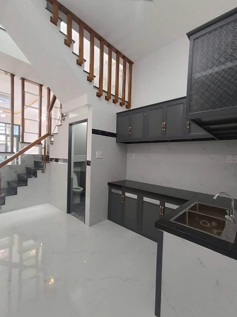 Nhà 2 tầng xây mới 49,2m2 Trần Quốc Toản Quy Nhơn - Ảnh thu nhỏ 2