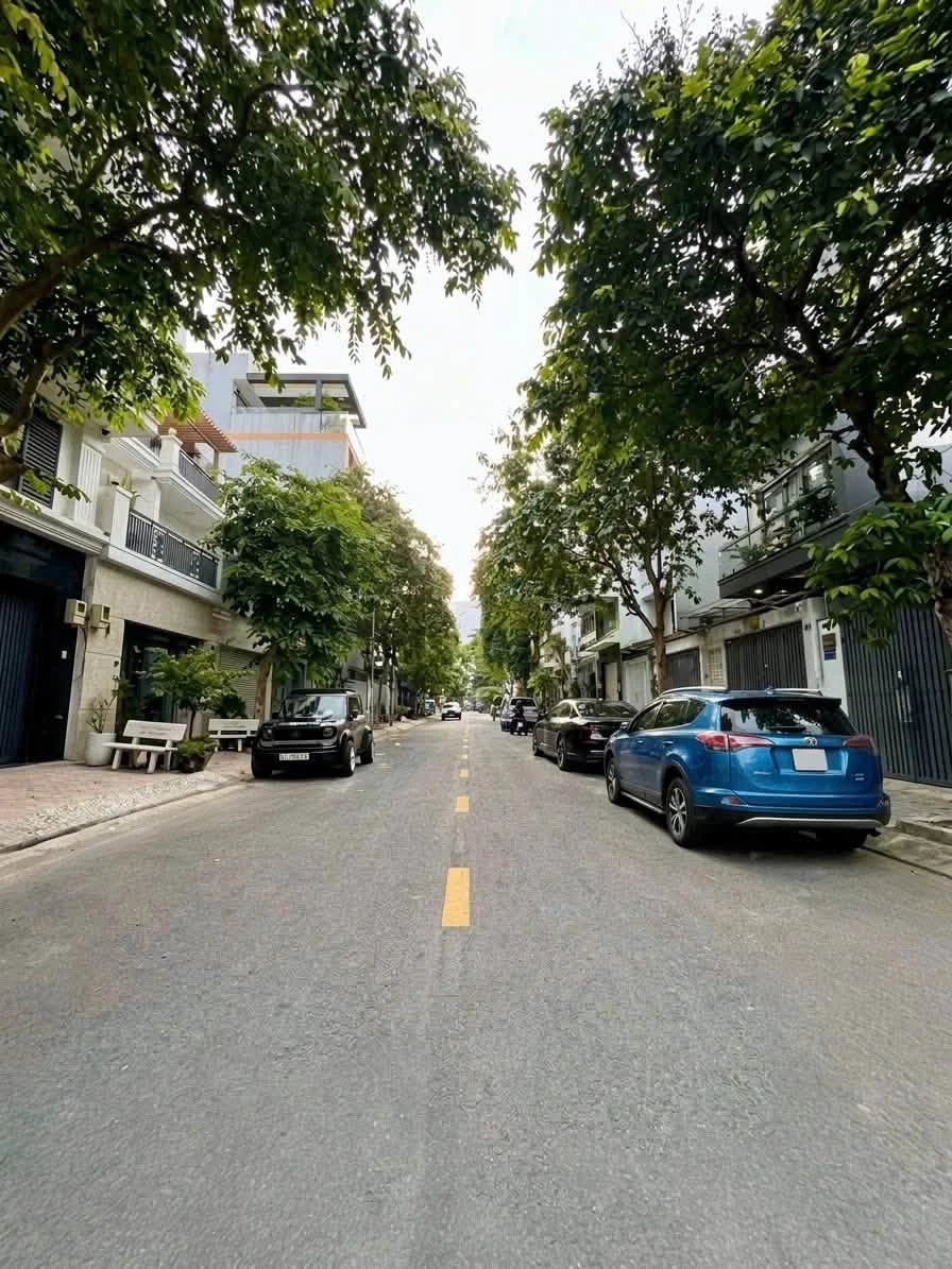 Bán nhà mặt tiền kinh doanh 77m2 Tân Phú 4 tầng sân thượng gần 10 tỷ - Ảnh 1