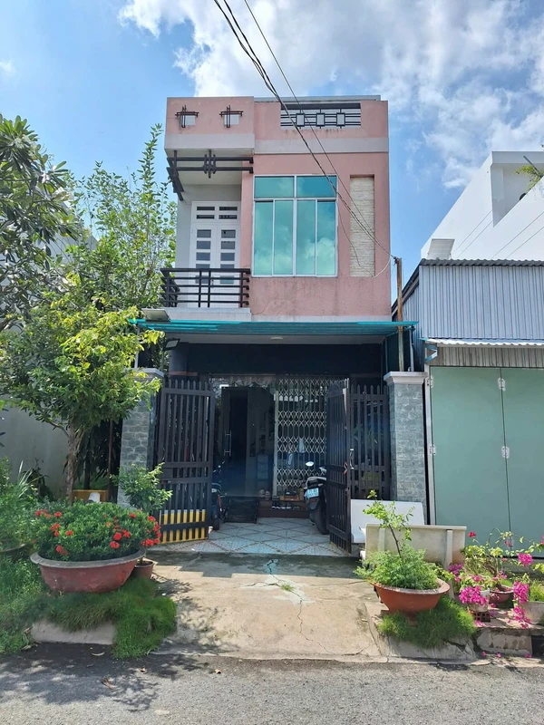 Bán nhà 4 phòng ngủ 101.9m² Phường 7 Bến Tre 3.7 tỷ