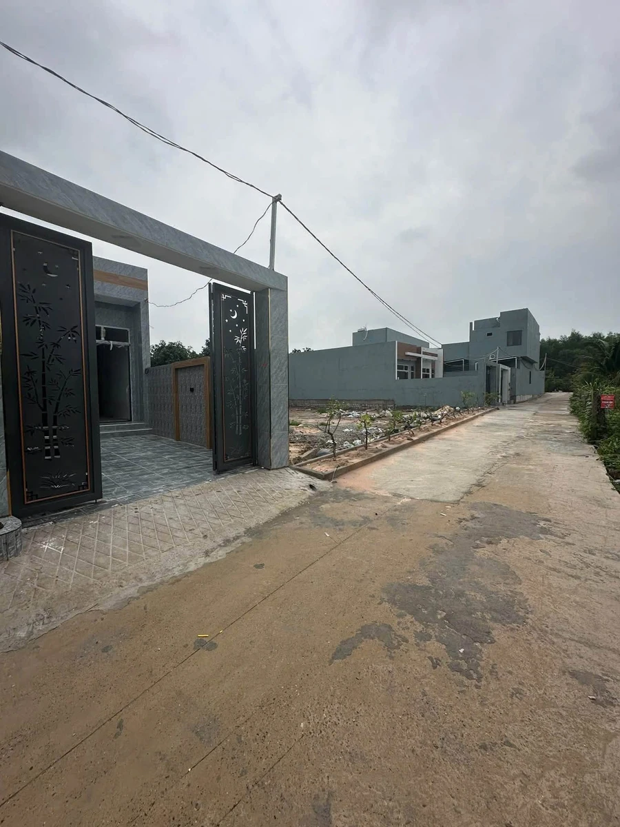 Bán nhà 5x30m (150m²) 2 phòng ngủ tại Long Mỹ, giáp Phước Hưng, Long Hải giá 1,35 tỷ - Ảnh thu nhỏ 4