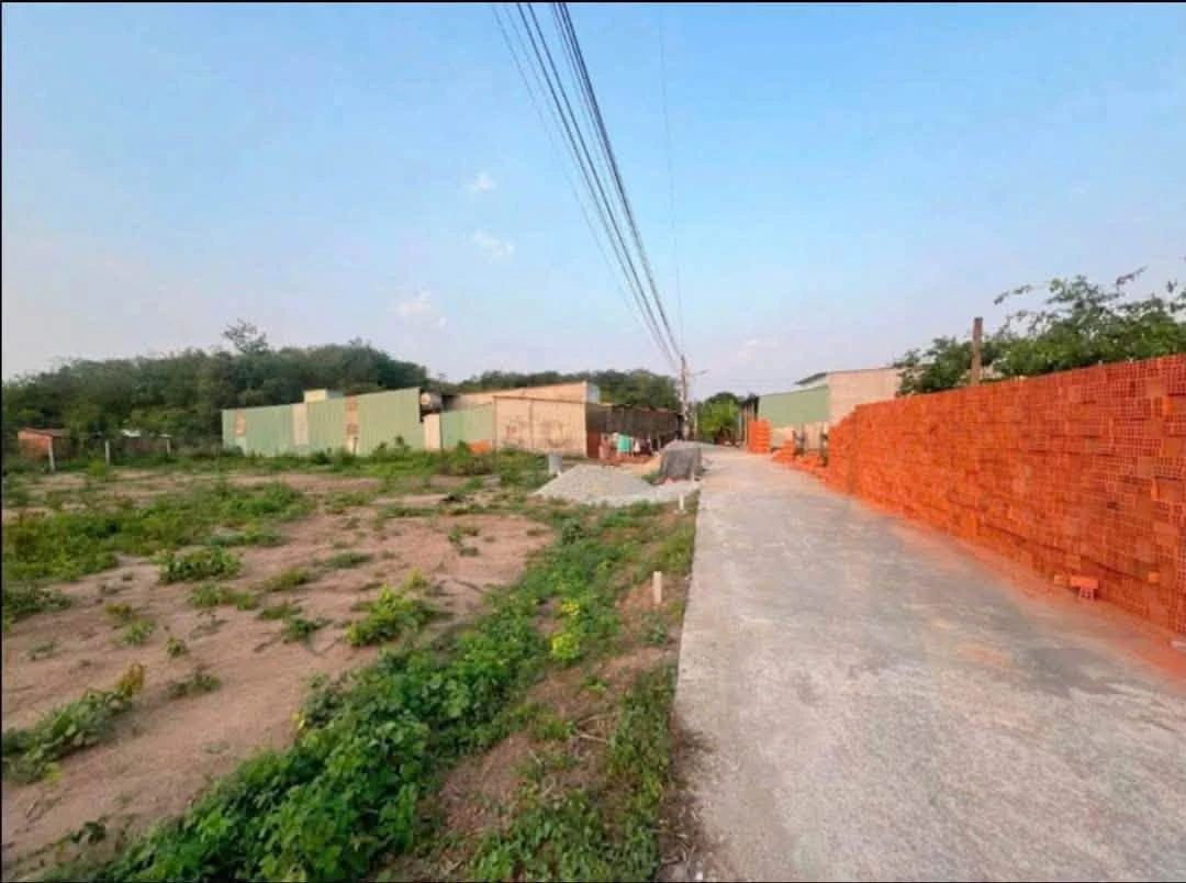 Bán lô đất An Tây gần chợ 1 tỷ 390 - Ảnh 1