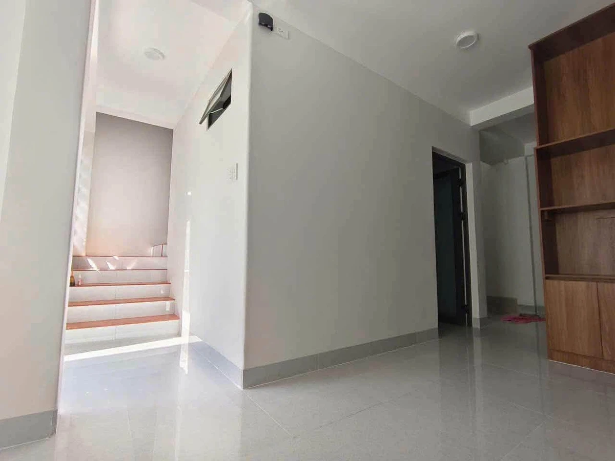 Bán nhà hẻm 2 tầng 3PN 76m2 gần Vincom Quảng Ngãi - Ảnh thu nhỏ 3