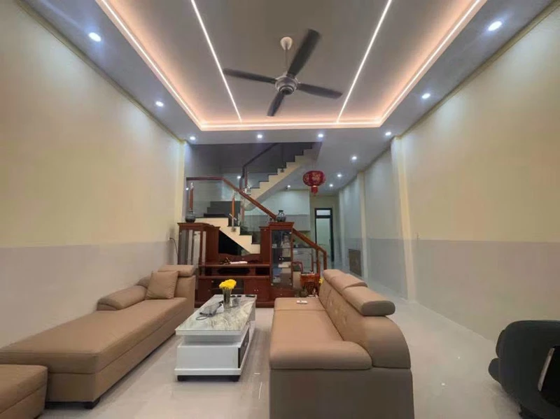 Bán nhà lầu Phường Trảng Dài 105m2, 3 phòng