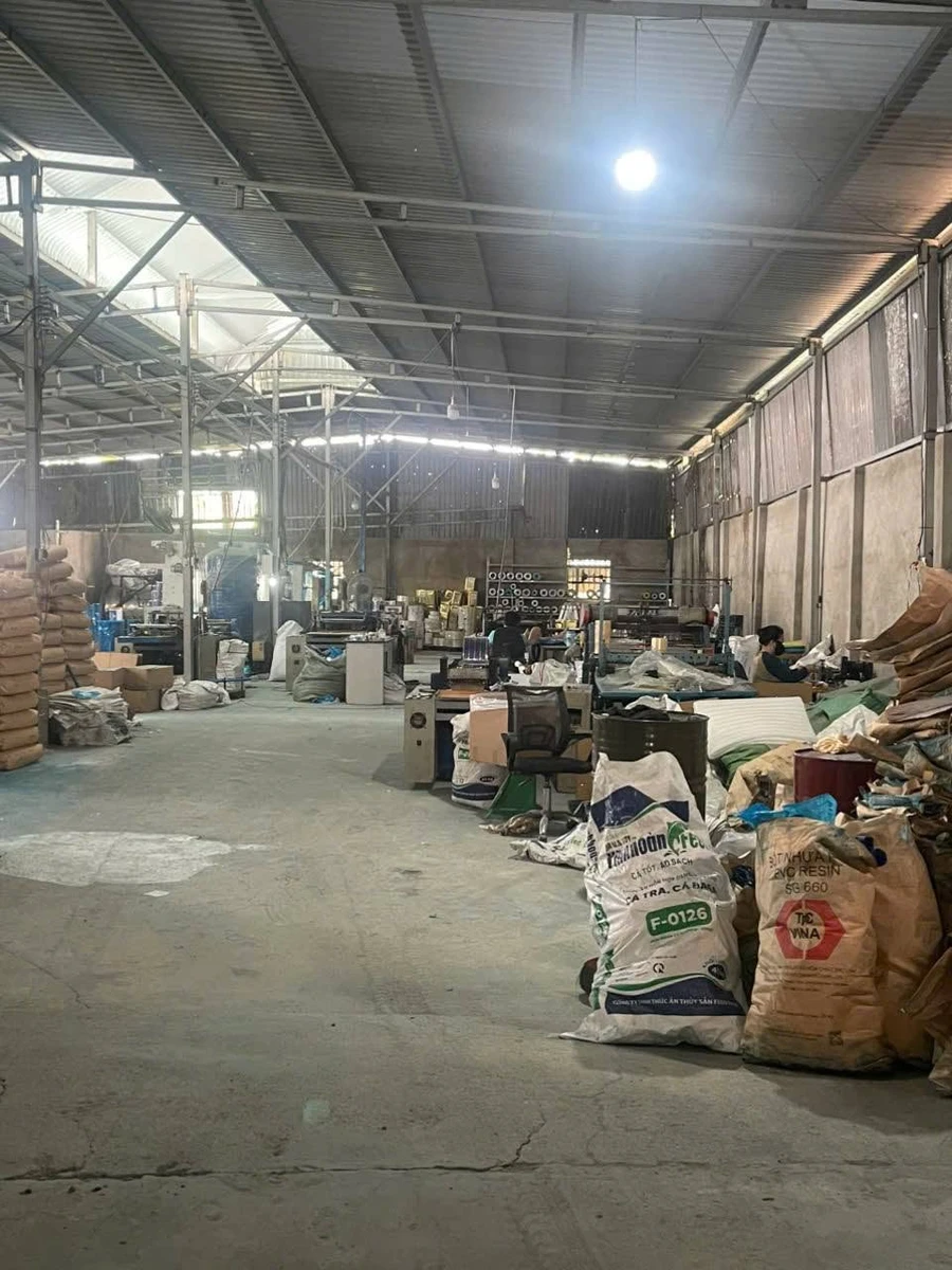 Bán xưởng 1000m2 sổ hồng riêng đang cho thuê 35tr/tháng tại Thới An, Quận 12 - Ảnh thu nhỏ 2