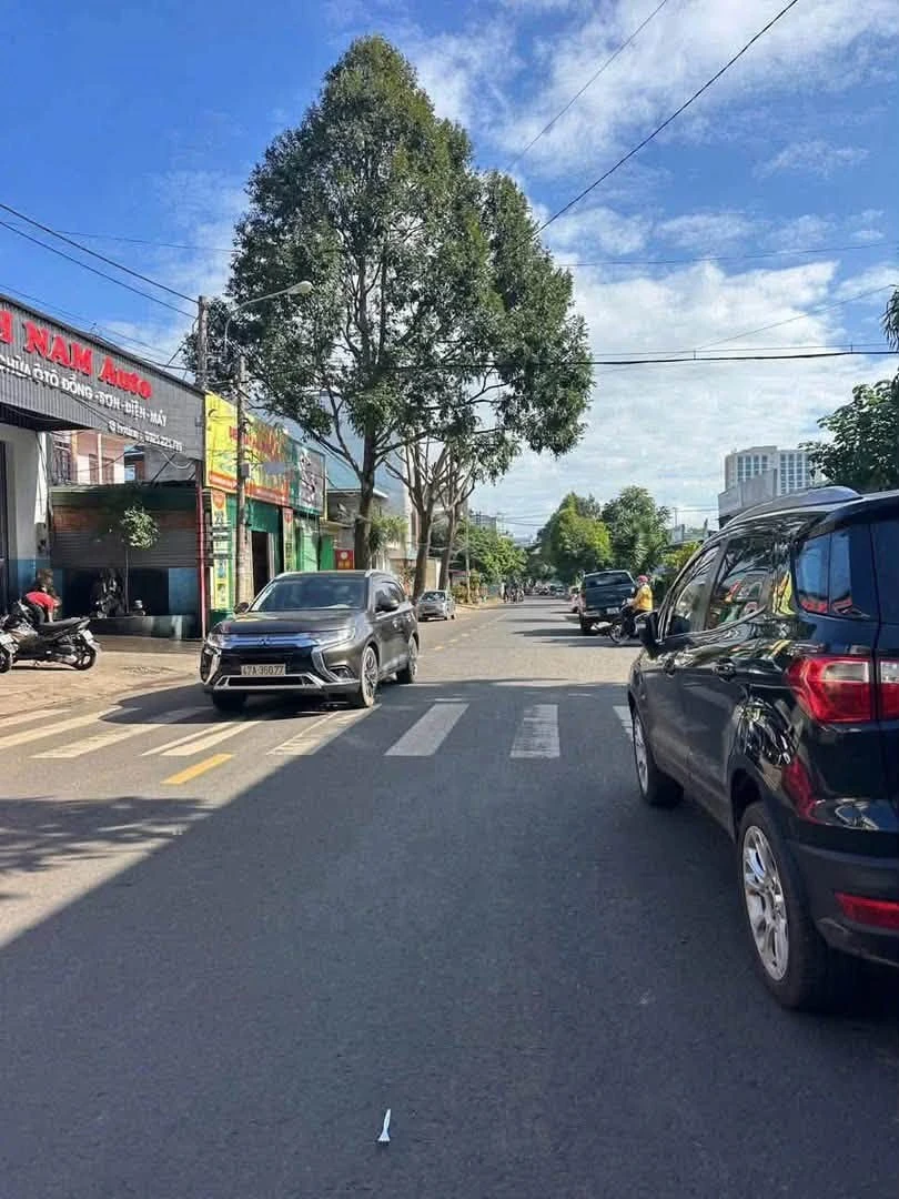Bán lô đất thổ cư góc 2 mặt tiền đường Chu Văn An, giá 17,9 tỷ - Ảnh thu nhỏ 2
