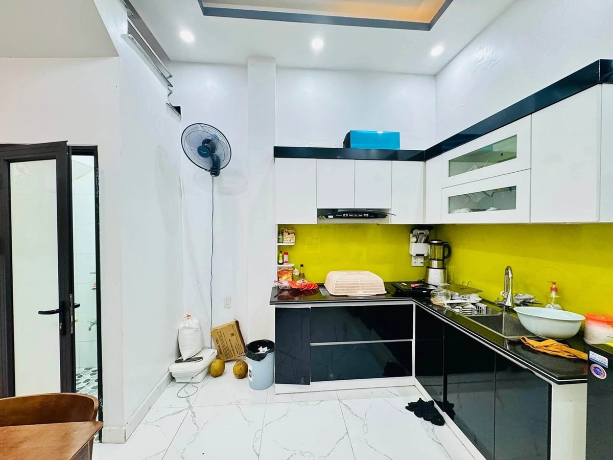 Bán nhà ngõ Lê Lợi 40m² 3 tầng, Quận 1 - Ảnh thu nhỏ 2