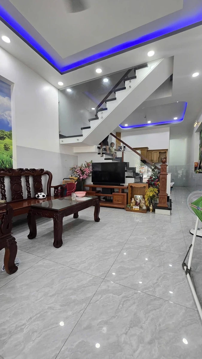 Bán nhà 2 tầng 72m² khu dân cư Thanh Bình Thuận An 4,4 tỷ - Ảnh thu nhỏ 2