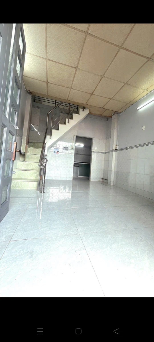 Bán nhà sổ hồng riêng 3,5x5m 1 lầu 2PN đường Bình Đông, Phường 15, Quận 8 - Ảnh 1