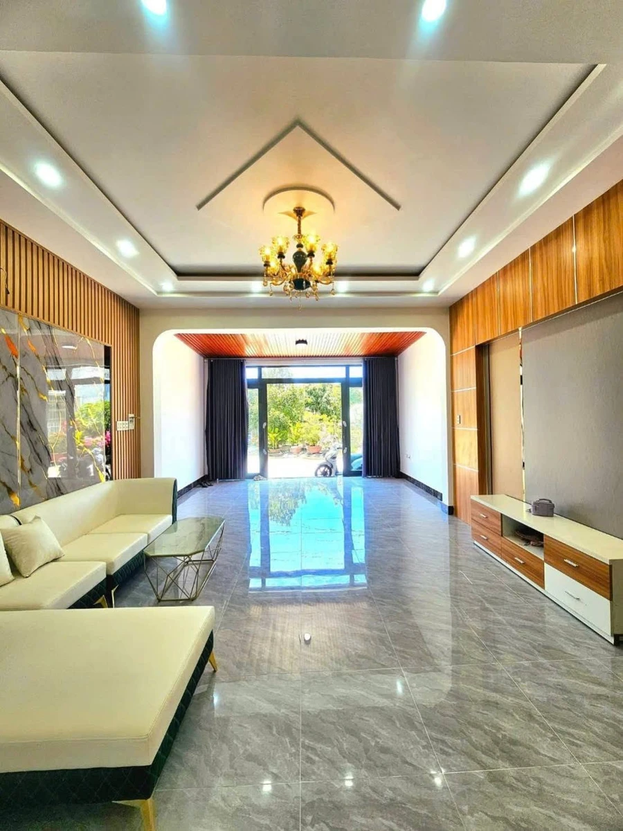 Bán nhà tân cổ điển 3PN mặt tiền Nguyễn Huy Tưởng, Rạch Giá, 85m² - Ảnh thu nhỏ 5
