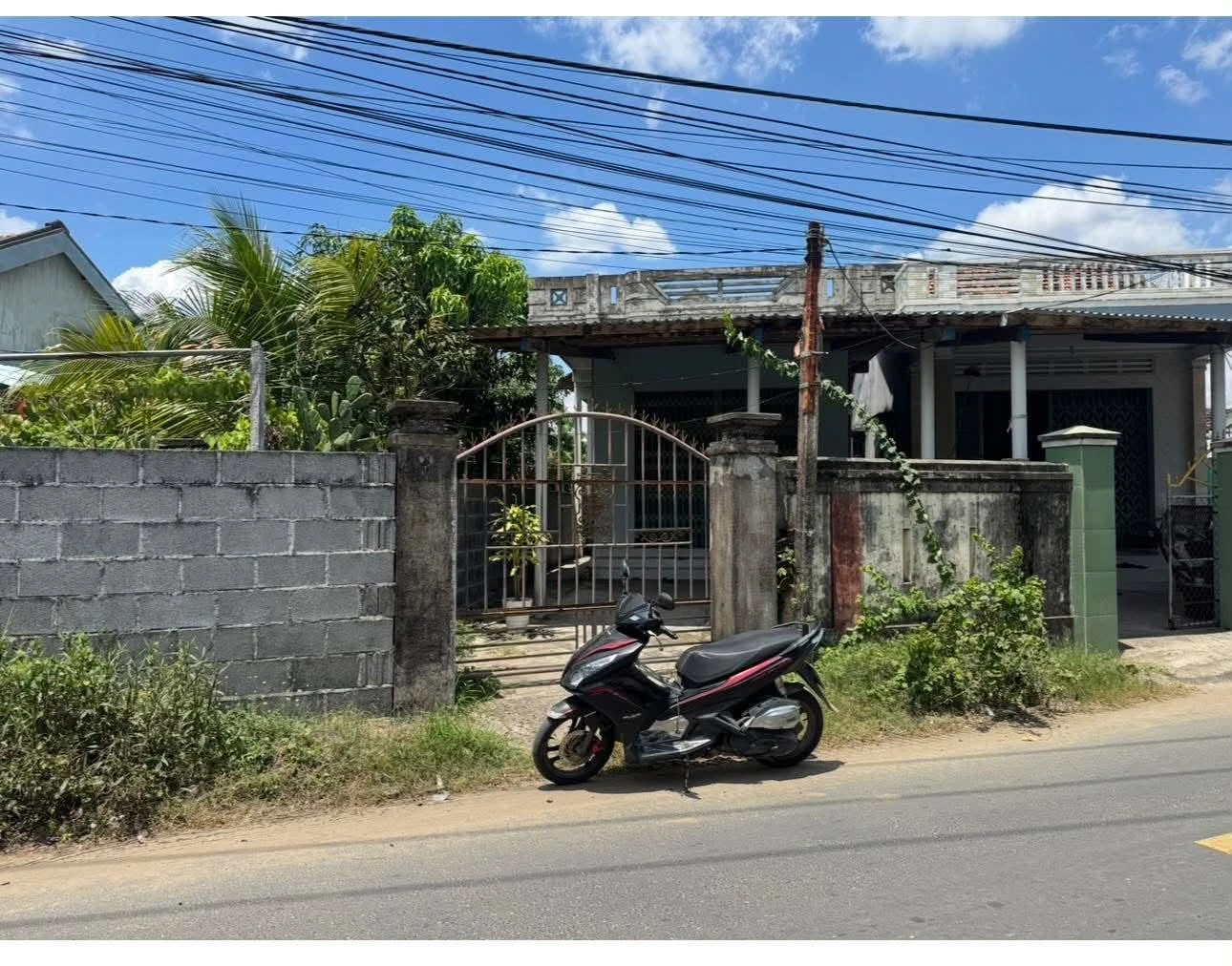 Bán nhà cấp 4 An Chấn Tuy An 155m2 gần biển - Ảnh 1