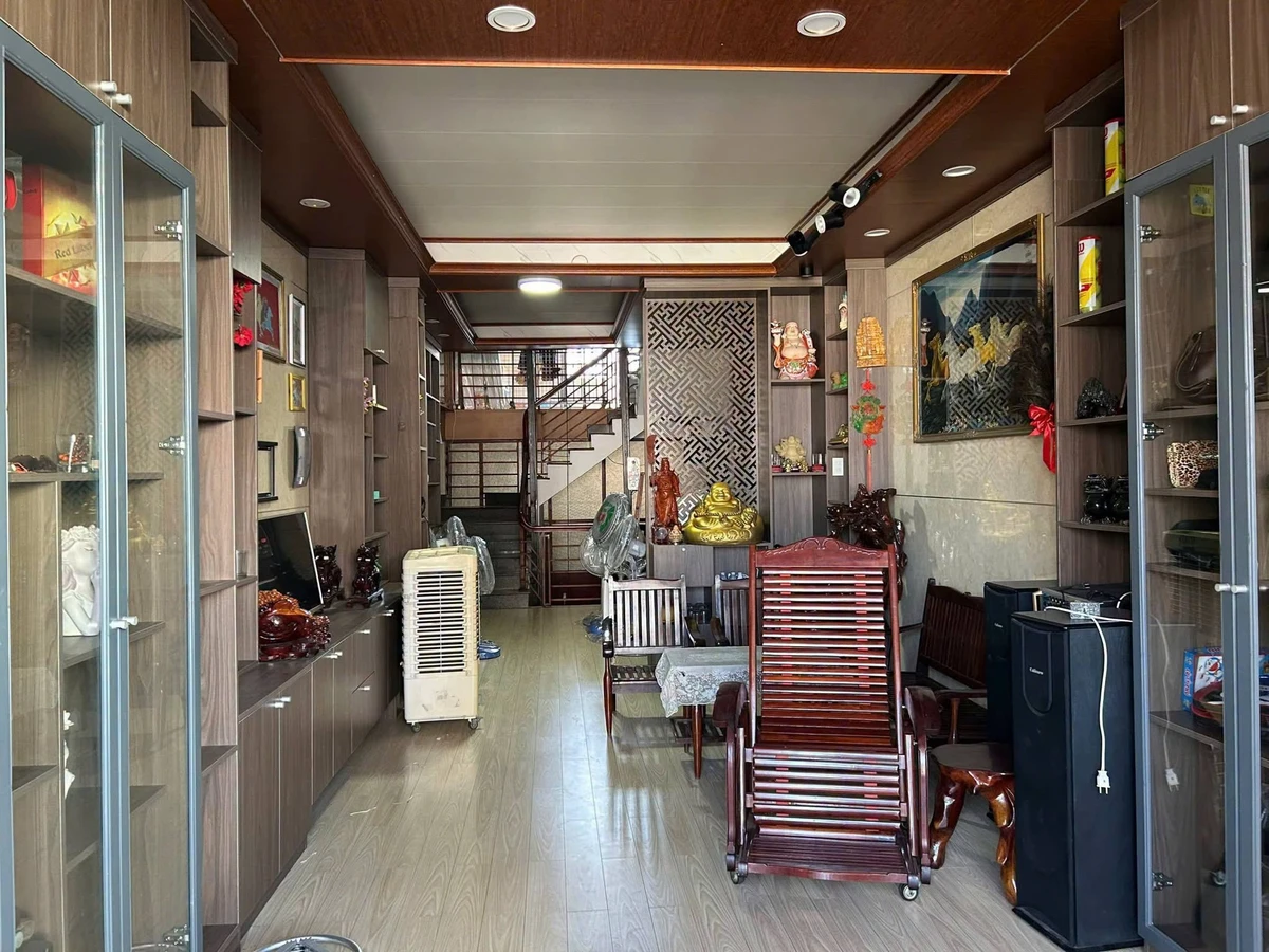 Bán nhà mặt tiền Nguyễn Huệ Phan Thiết 248m2, 11,9 tỷ - Ảnh thu nhỏ 4
