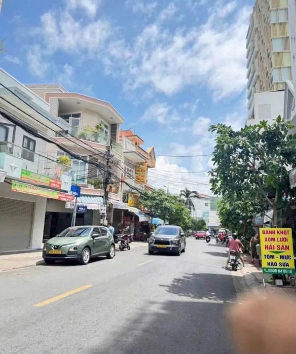 Bán nhà mặt tiền Lương Văn Can, Phường 2, TP. Vũng Tàu 69m² 1 trệt 3 lầu giá 12,5 tỷ