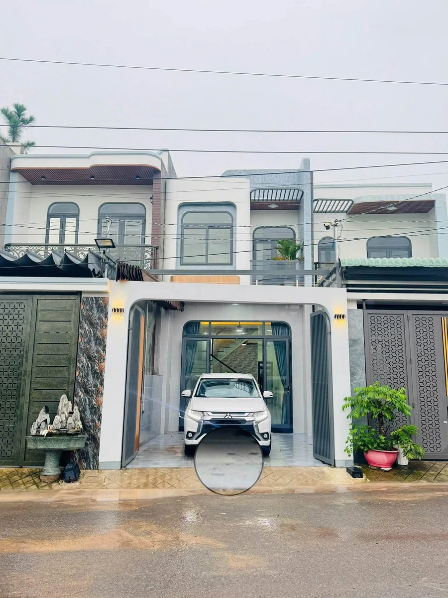 Bán nhà mặt tiền 4 phòng ngủ Trảng Dài, Đồng Nai 3.89 tỷ - Ảnh thu nhỏ 2