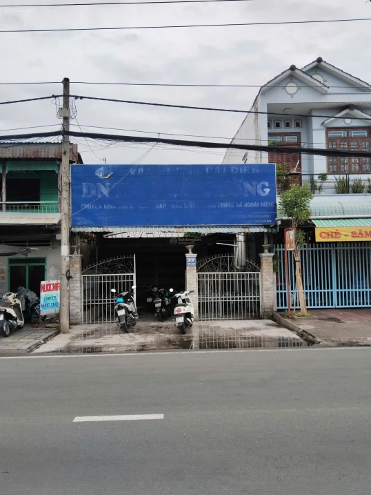 Bán nhà mặt tiền đường Trần Hưng Đạo 300m², ngang 7m, Mỹ Thới, Long Xuyên, An Giang