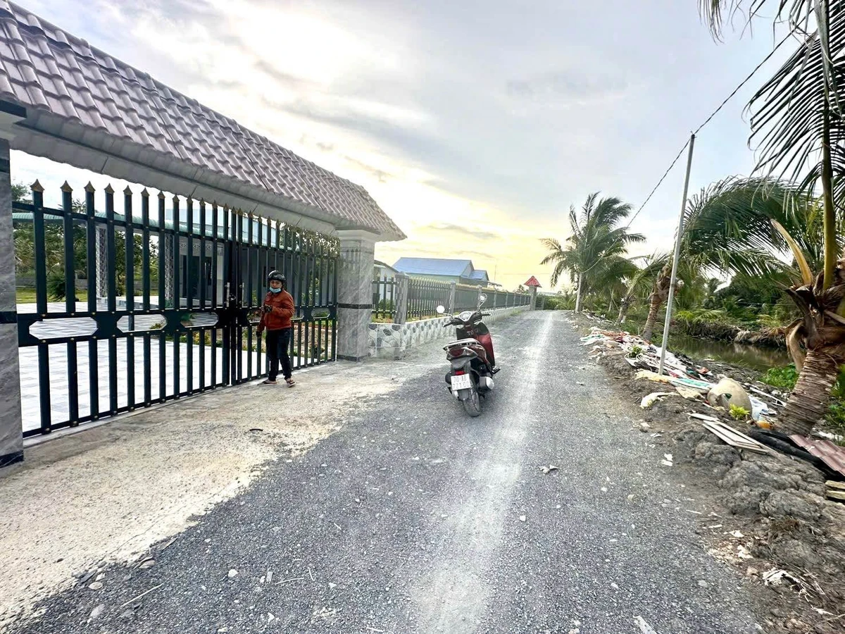 Nhà vườn view sông 1.052m² Bến Lức Long An - Ảnh 1
