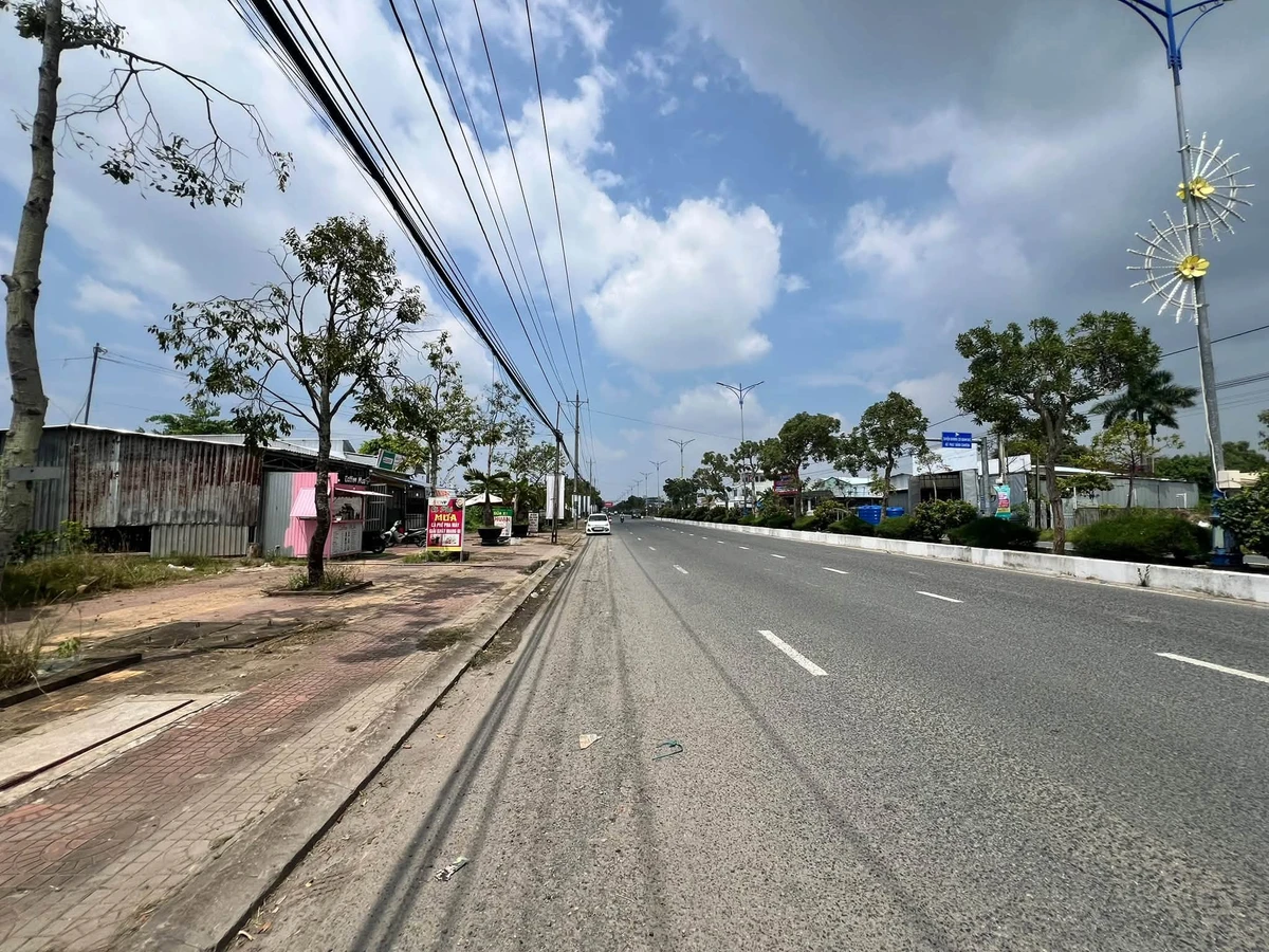 Bán đất mặt tiền Trần Hưng Đạo 390m² 4,2 tỷ Tân Thành - Ảnh thu nhỏ 2