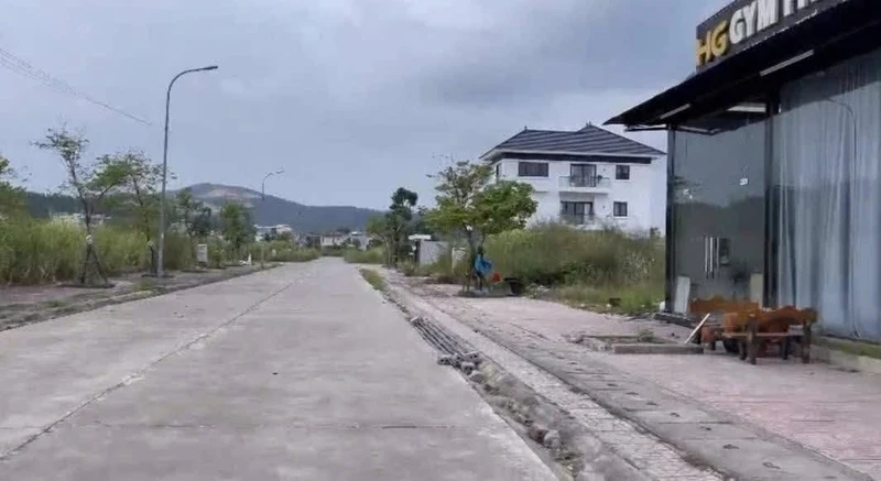 Bán đất Khu 5 Trời Hoành Bồ 105m² giá 2 tỷ 4