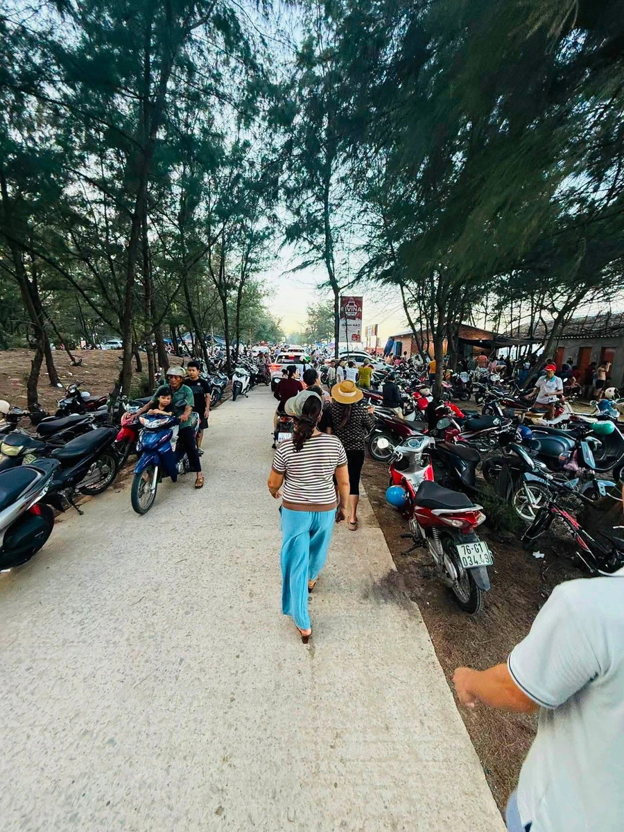Bán đất 450m² view biển Ông Rạng, Quảng Ngãi, giá 10 triệu/m² - Ảnh 1