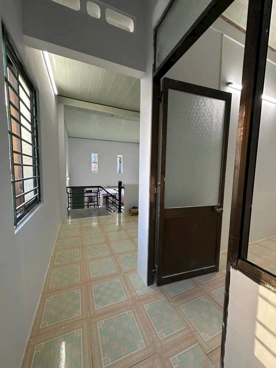Bán nhà hẻm 50m2, 2 phòng ngủ Hoàng Văn Thụ Gia Lai - Ảnh thu nhỏ 3
