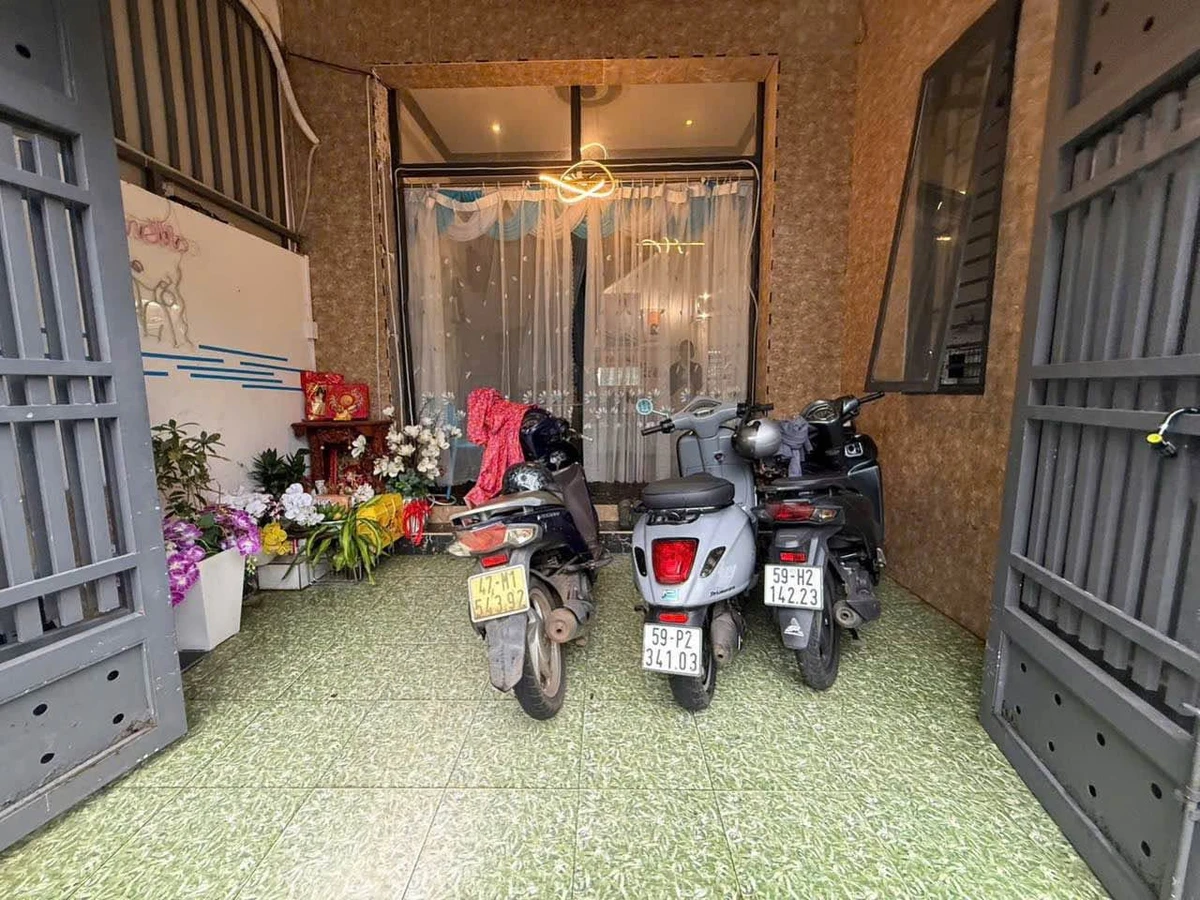 Bán nhà mặt tiền Trần Bình Trọng, Buôn Ma Thuột 32m2, 3PN, giá 4,99 tỷ - Ảnh thu nhỏ 2