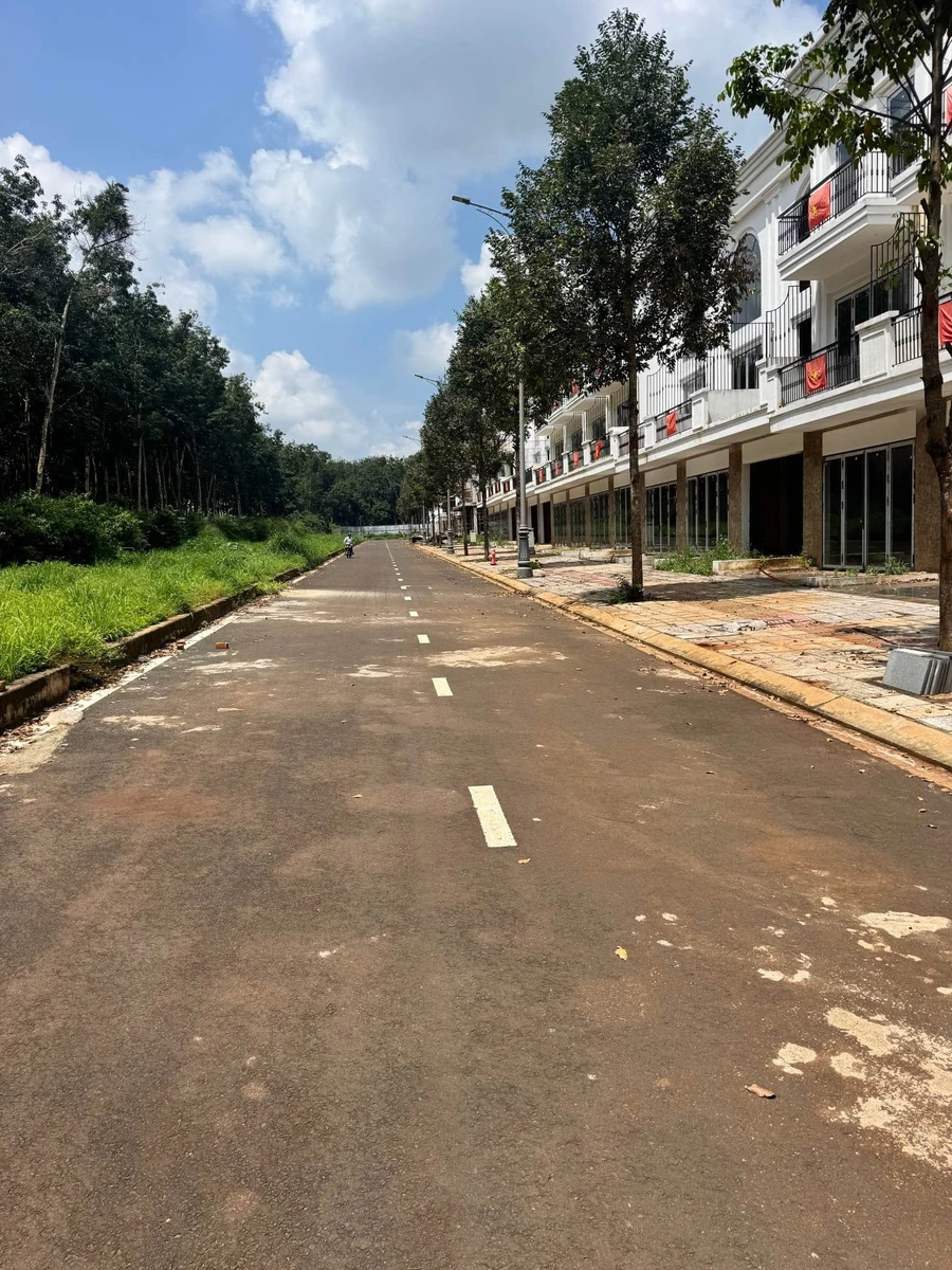 Bán shophouse 5x20m khu đô thị Ân Phú, 1 trệt 2 lầu, giá 5,79 tỷ - Ảnh thu nhỏ 4