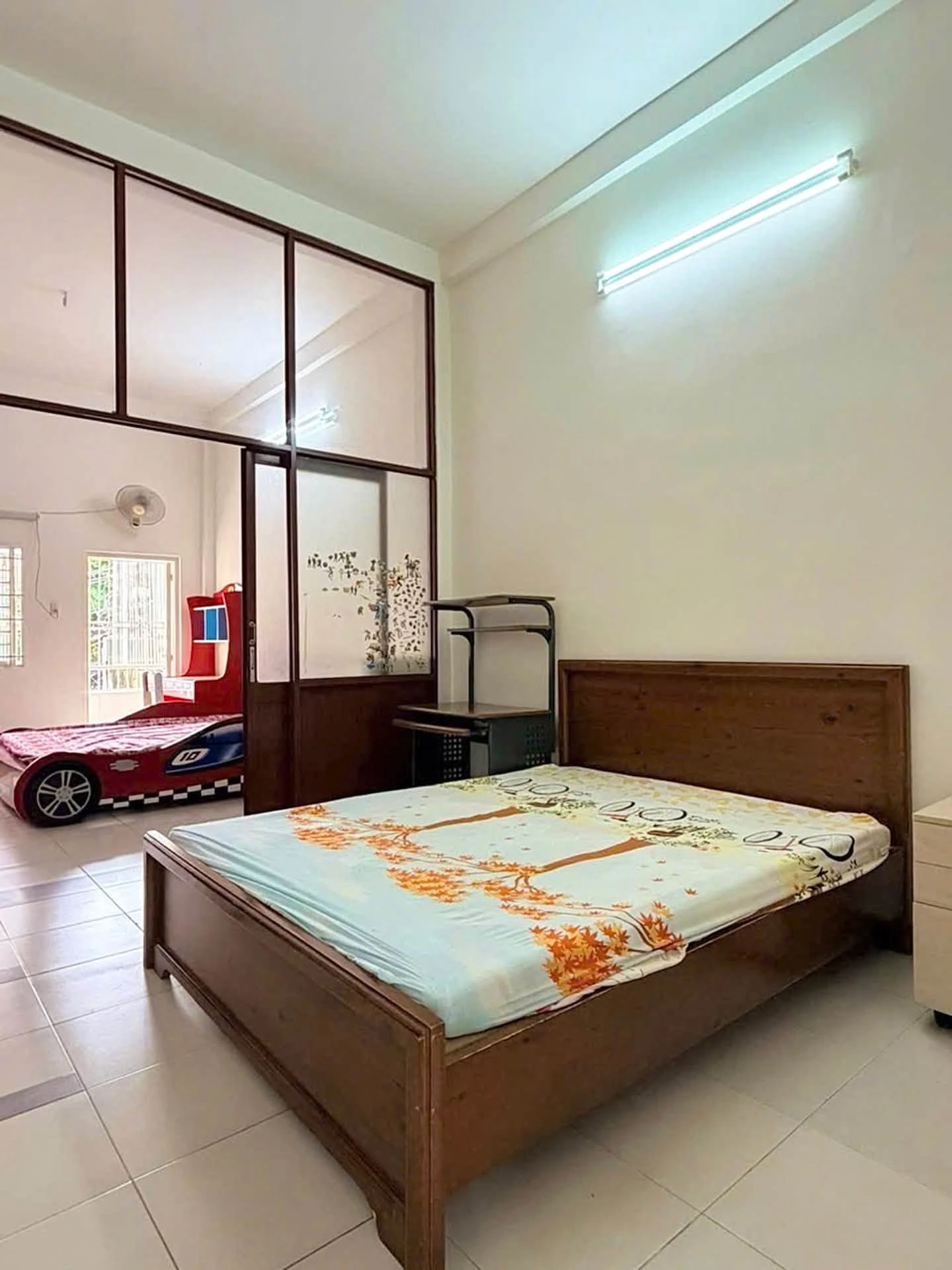 Bán căn hộ tập thể 71m2 2PN đường Lê Văn Sỹ, Quận 3, giá 3,8 tỷ - Ảnh 1