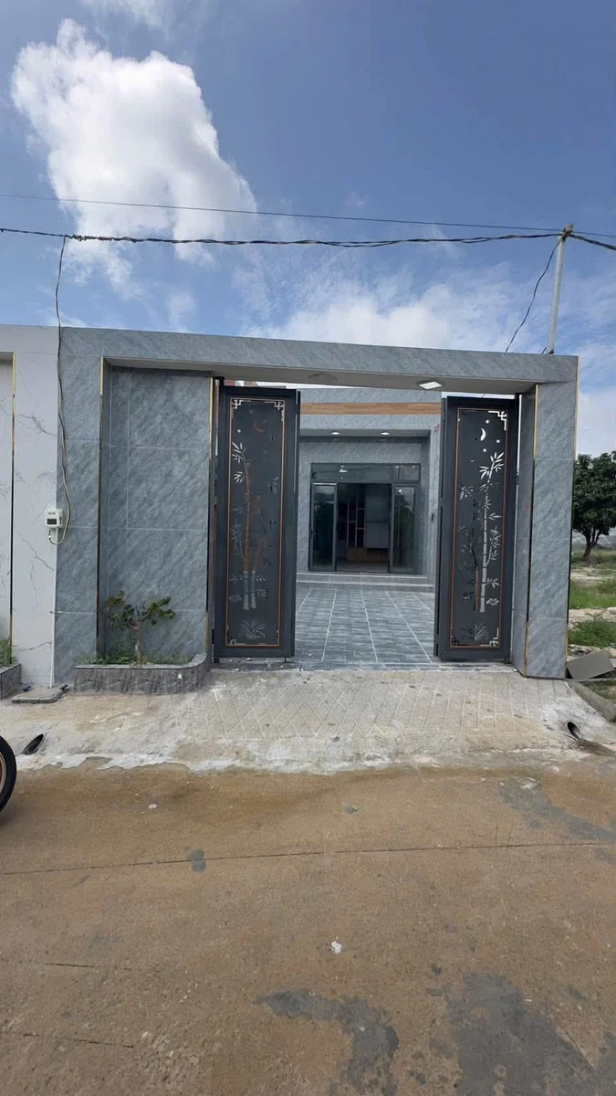 Bán nhà 150m², 2 phòng ngủ, giá 1,35 tỷ tại Long Mỹ, Phước Hải - Ảnh thu nhỏ 2