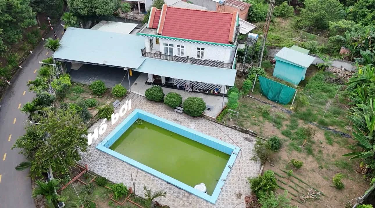 Bán nhà vườn 1.794m2 có bể bơi, 4 phòng ngủ tại Tam Lập, Phú Giáo, Bình Dương - Ảnh 1