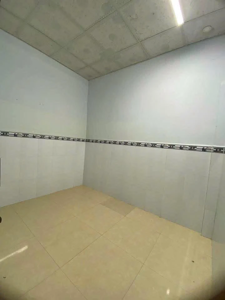 Cho thuê nhà hẻm 79m² 2 phòng ngủ An Bình Rạch Giá 3,5 triệu - Ảnh thu nhỏ 4