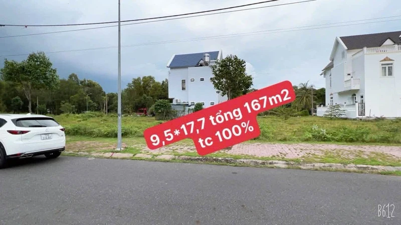 Bán 2 lô đất biệt thự Barimex Long Tâm Bà Rịa 665 m²