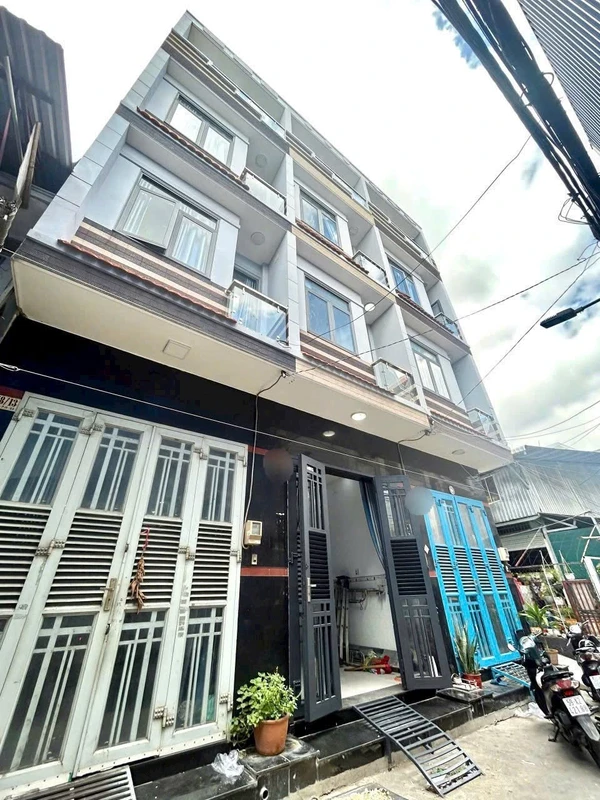 Bán lô đất trung tâm Buôn Ma Thuột 150m² sổ riêng subynhapho