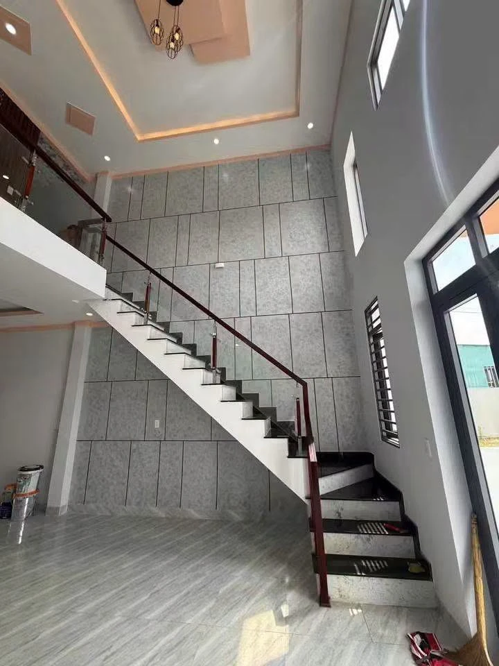 Bán nhà 5x40m 3 phòng ngủ, sân rộng tại Tân Định, Bến Cát, Bình Dương - Ảnh thu nhỏ 4