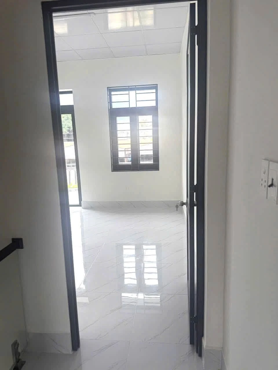 Bán nhà 1 trệt 1 lầu 82m² 2PN Tân Vạn Cần Giờ 1.899 tỷ - Ảnh 1