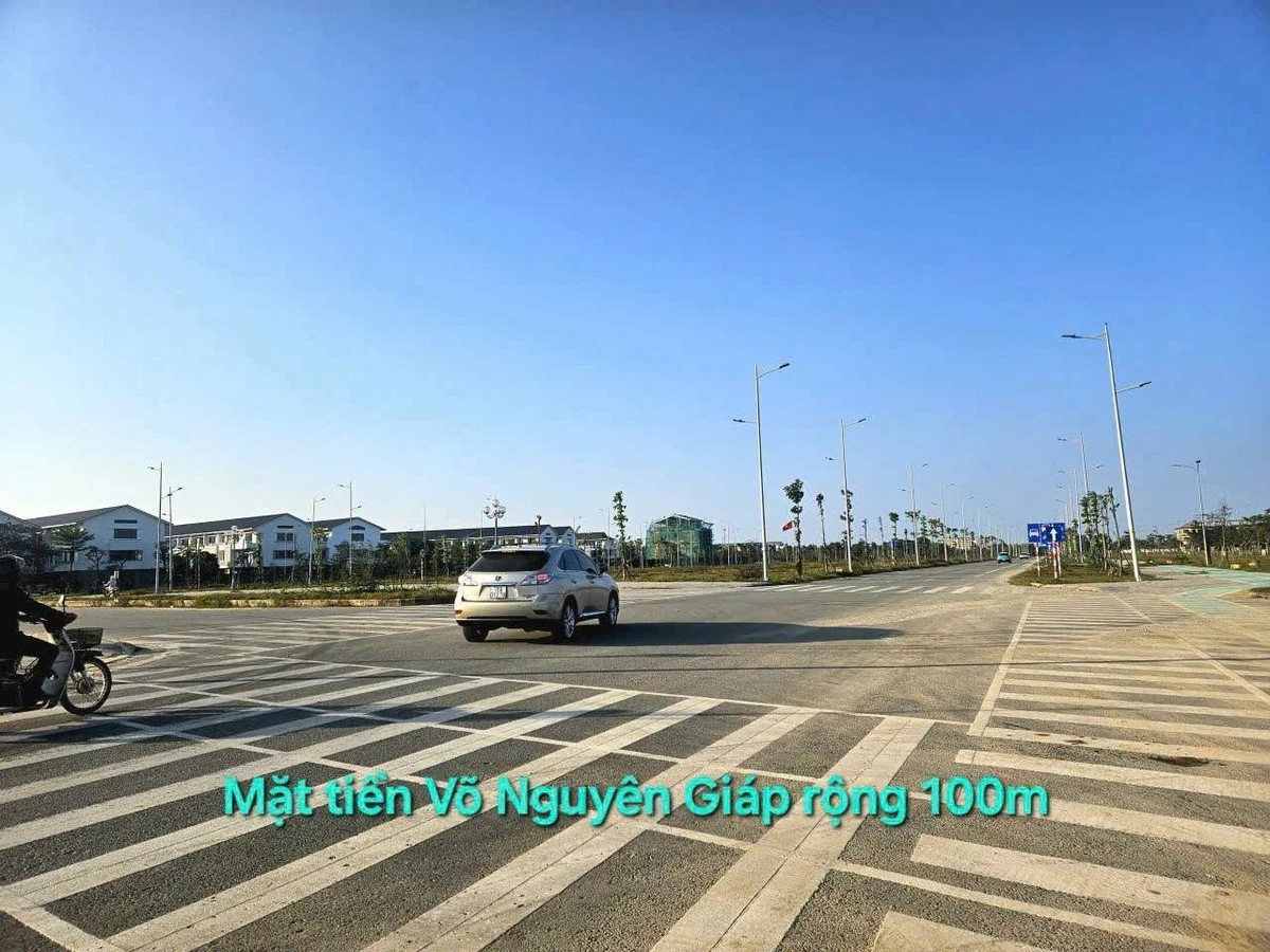 Bán đất 2 mặt tiền Võ Nguyên Giáp 120m2 Huế - Ảnh 1