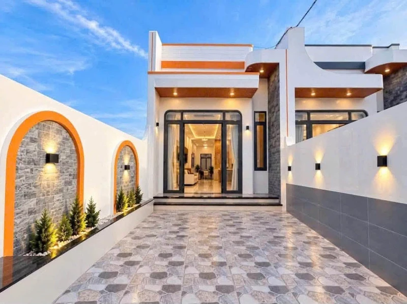 Bán nhà mới xây 134m² 3 phòng ngủ Xã Đức Hòa Tây Ninh 1.79 tỷ