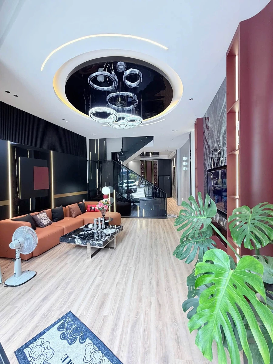 Bán nhà phố mặt tiền 67m² 3 tầng Hải Châu Đà Nẵng - Ảnh thu nhỏ 3