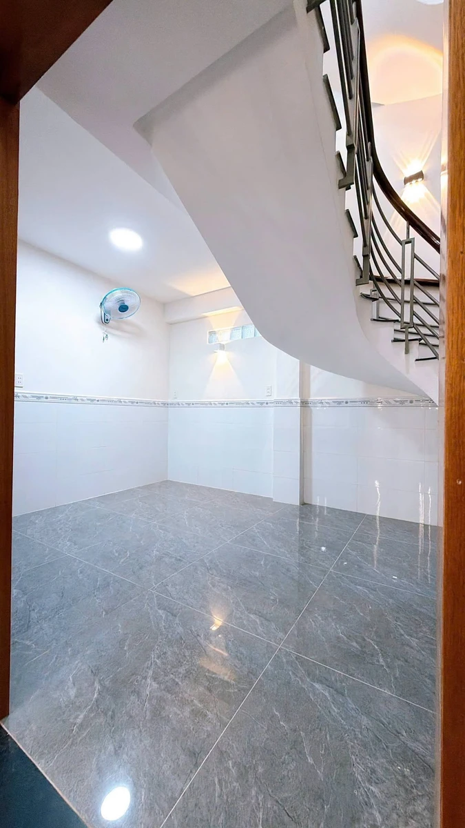 Bán nhà mới 1 trệt 1 lửng 2 lầu 37,7m2, 3PN, Phường Khánh Hội, Quận 4, giá 4,599 tỷ - Ảnh thu nhỏ 4