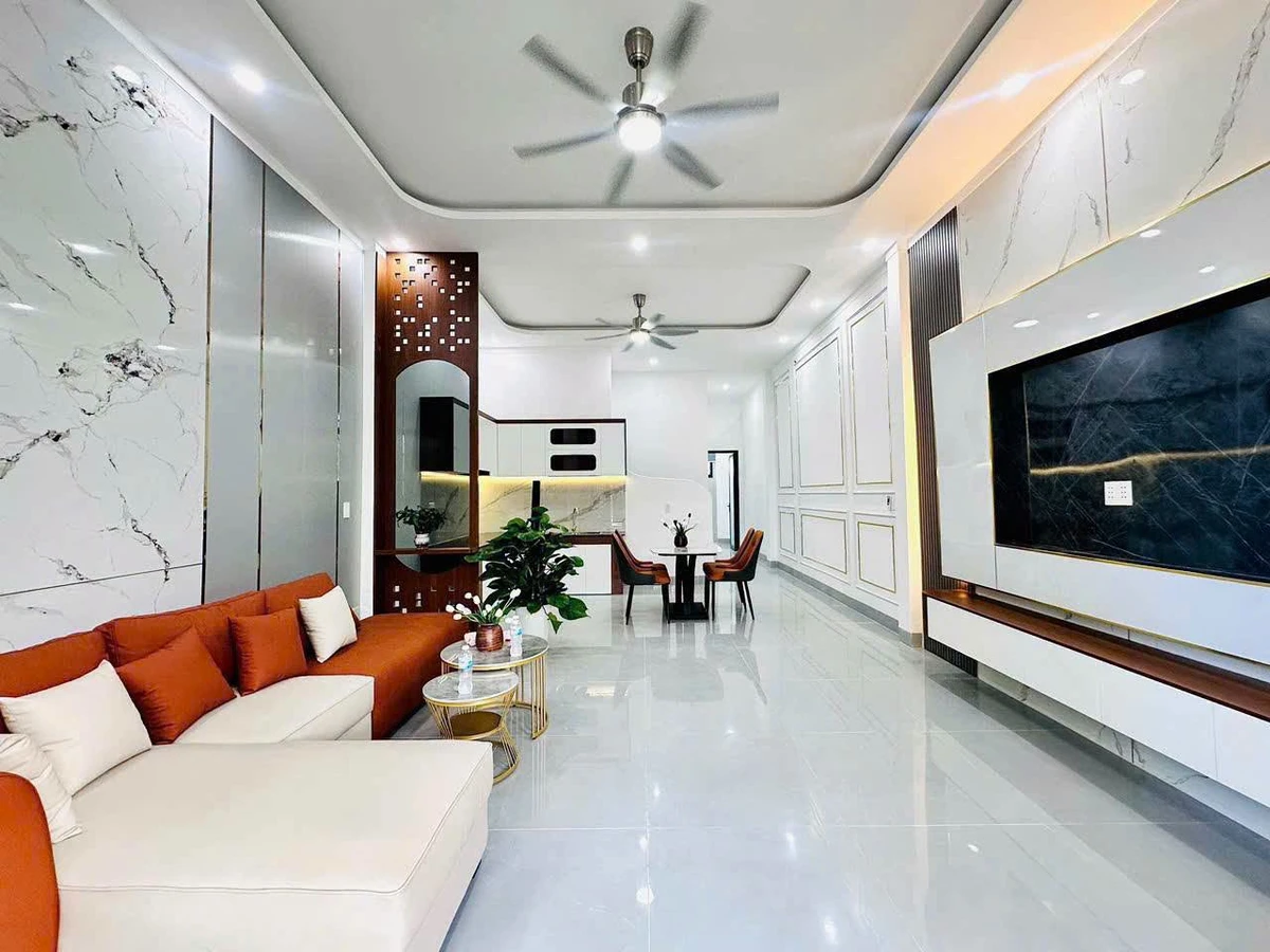 Nhà bán 5x20m mặt tiền kinh doanh Bình Tân 2,05 tỷ - Ảnh 1