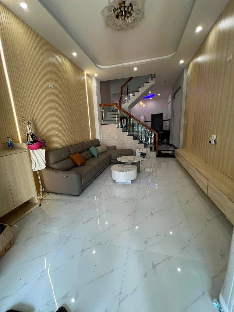 Bán nhà 3 tầng 4PN 80m² gần cầu Lê Thanh Nghị, Qui Nhơn - Ảnh thu nhỏ 3