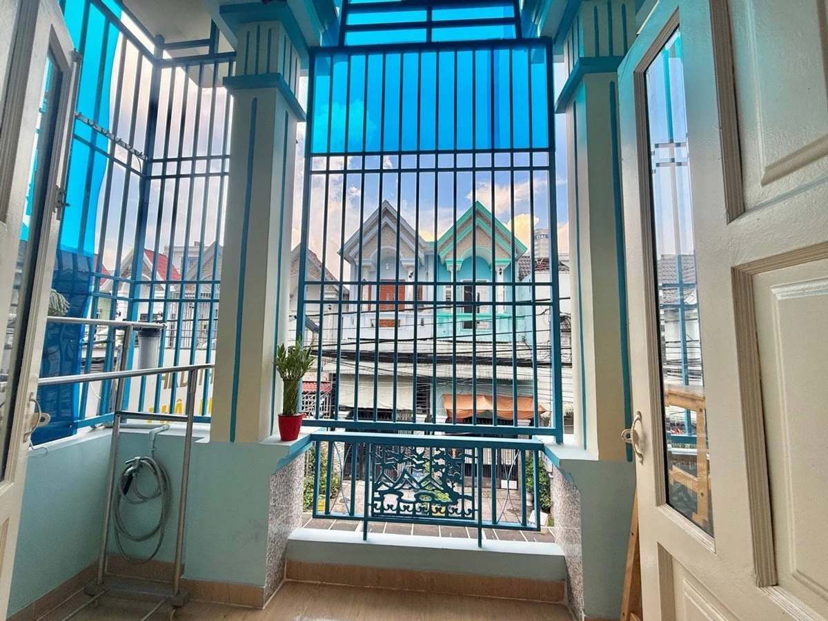 Bán nhà 2 tầng 122.8m² Dĩ An 3.98 tỷ - Ảnh thu nhỏ 2