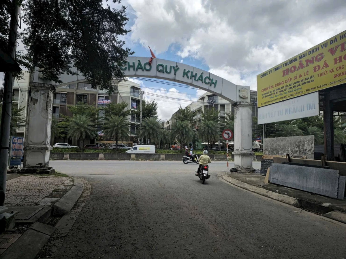 Bán đất nền 250m2 KDC Hoàng Anh Minh Tuấn, Quận 9 - Ảnh 1