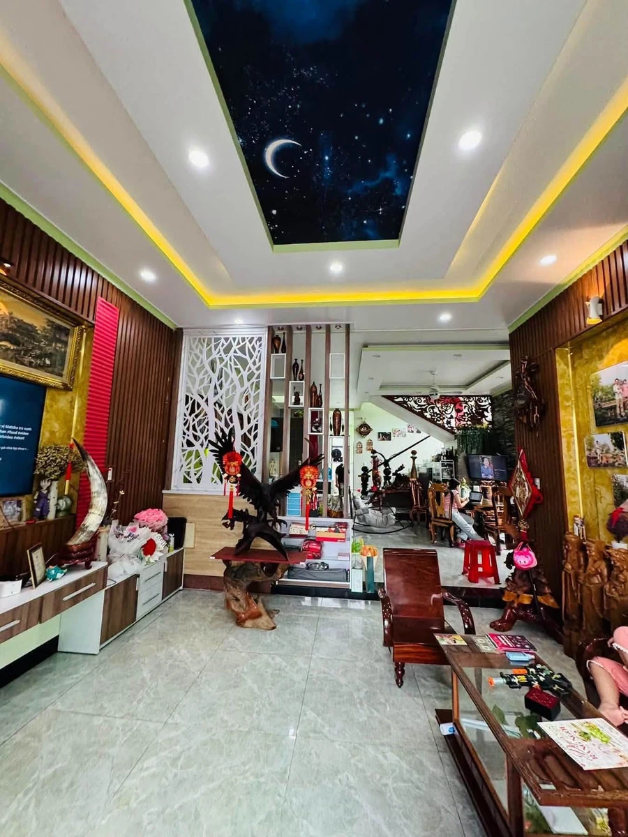 Bán nhà 1 trệt 1 lầu 230m² trung tâm Phan Thiết - Ảnh thu nhỏ 4