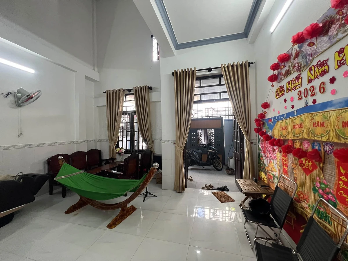 Bán nhà 1 trệt 1 lầu 93.5m² Lương Ngọc Quyến, Phan Thiết, 2.3 tỷ - Ảnh thu nhỏ 4