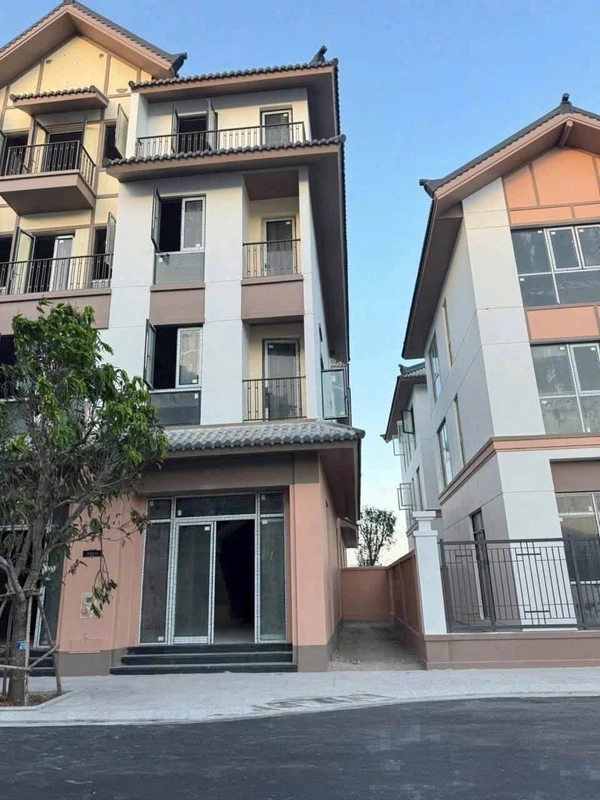 Bán căn liền kề 91m² Vinhomes Pearl Bay Nha Trang 14,8 tỷ