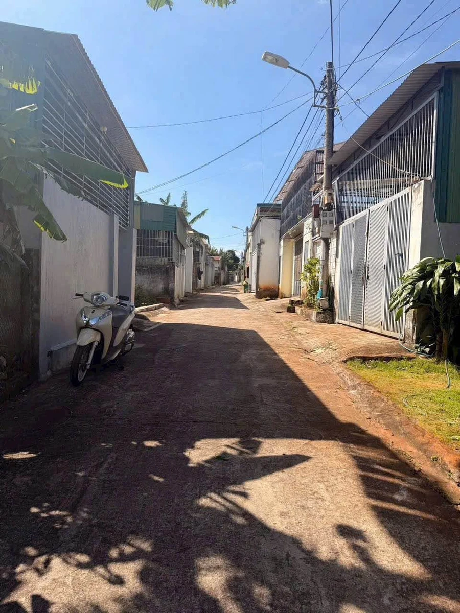 Bán đất 6x20m (120m²) giá 1 tỷ 990 Quận 7 - Ảnh 1