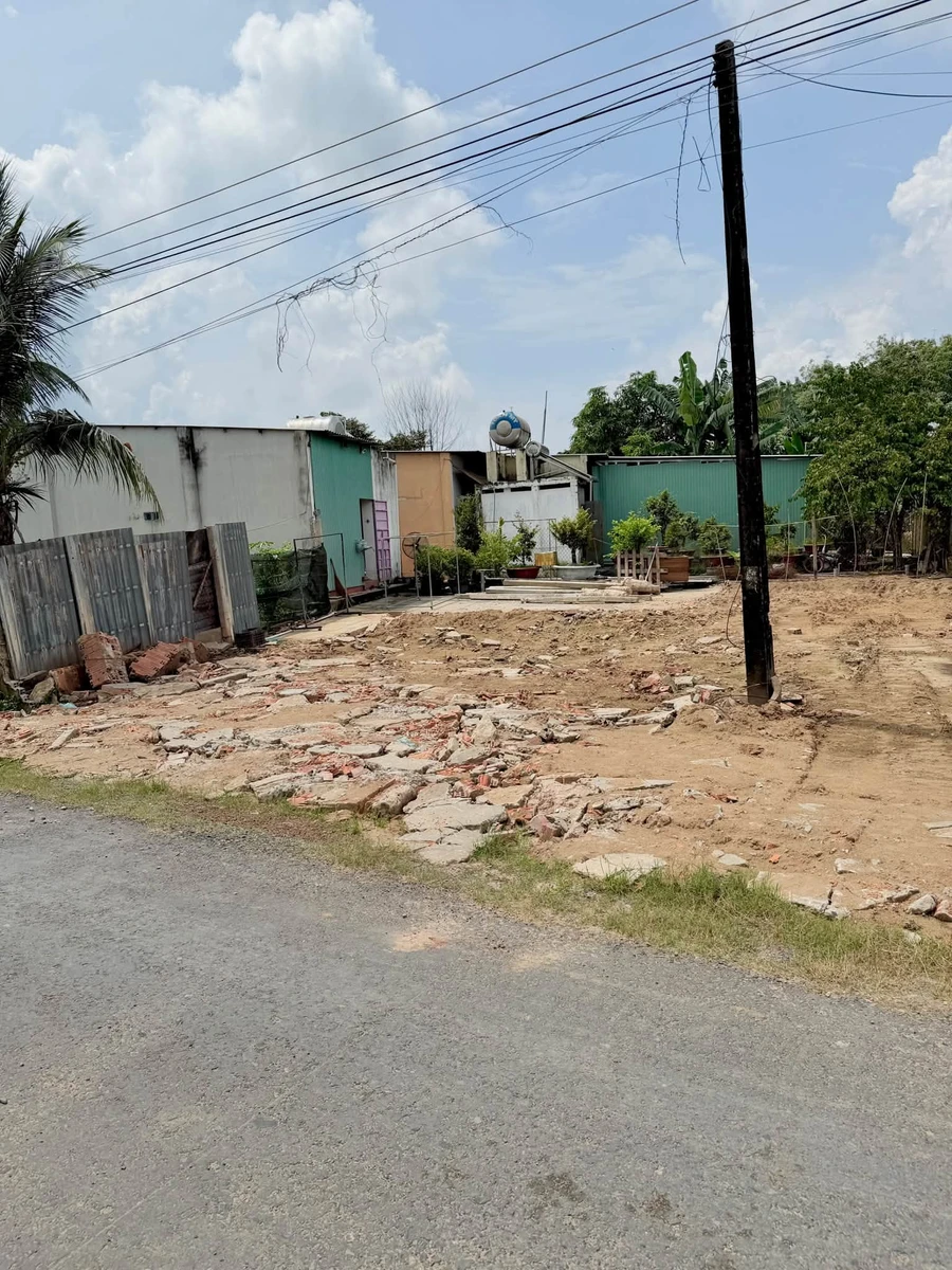 Bán nhà 180m2 mặt tiền Quốc Lộ 22 Trảng Bàng, 1 tỷ - Ảnh thu nhỏ 2