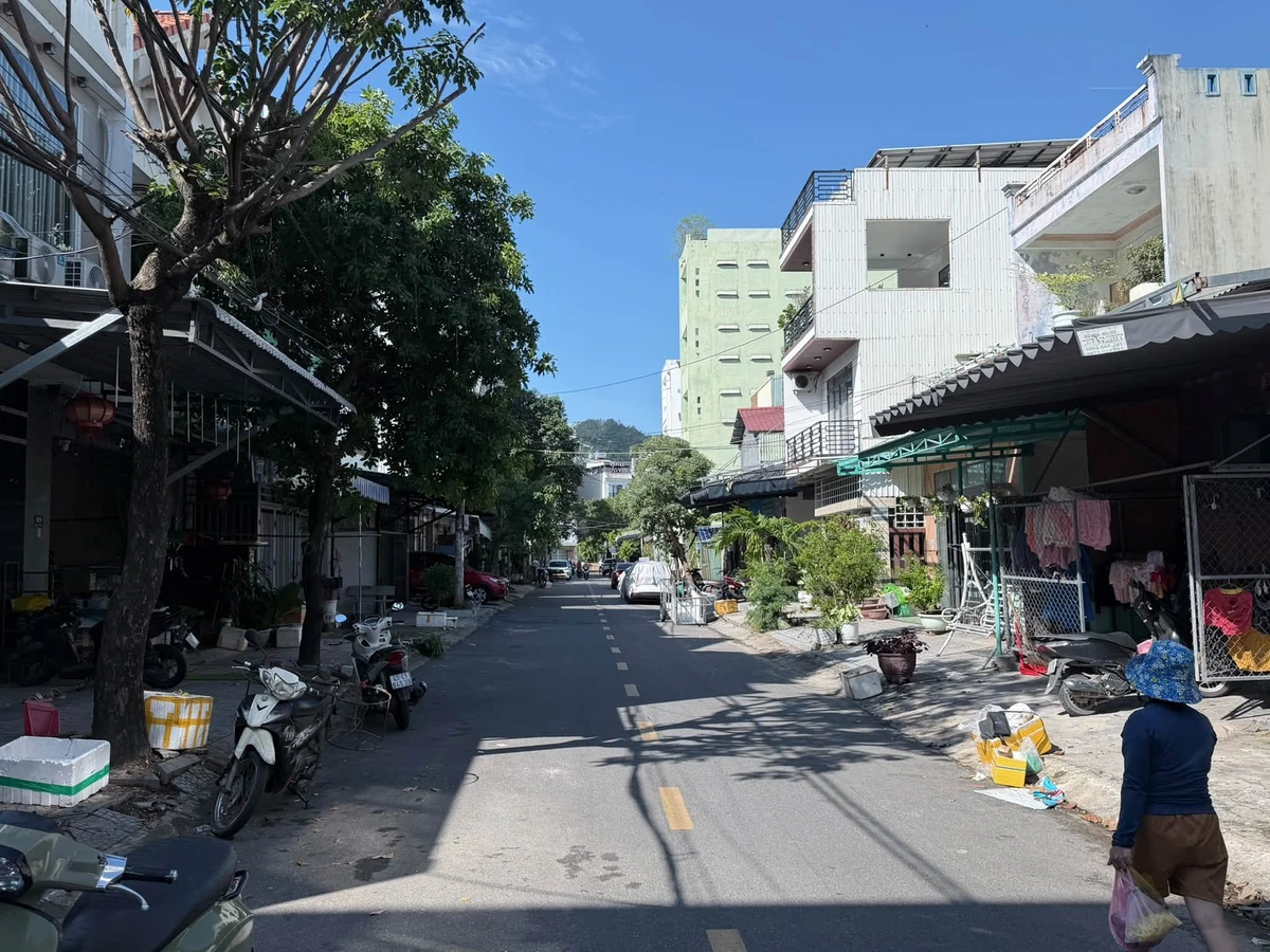 Bán nhà mặt tiền Đoàn Trần Nghiệp Đà Nẵng 90m2 6 tỷ 3 - Ảnh thu nhỏ 2