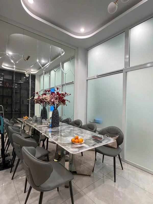 Bán nhà 4 tầng mặt tiền Lê Chân 252m² 12 tỷ
