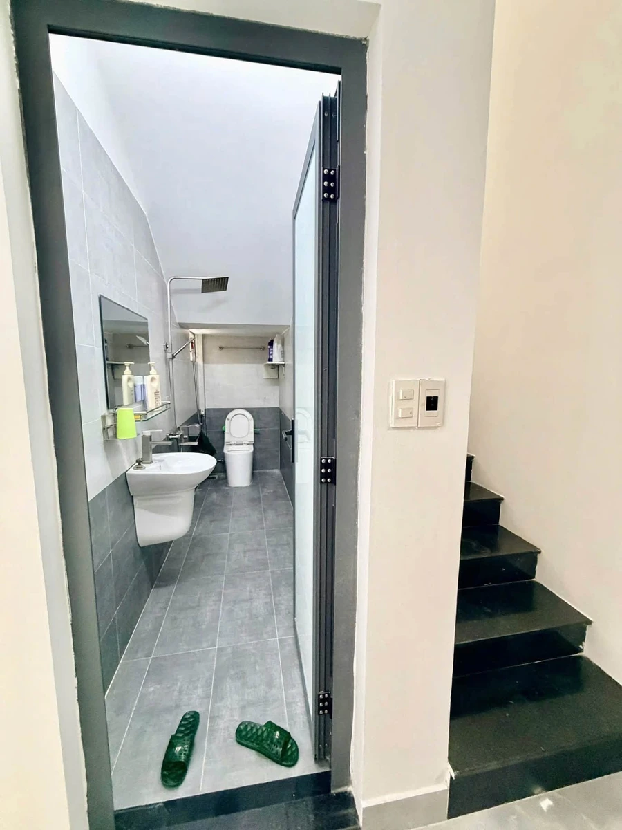 Bán nhà 2 tầng 100m² 3PN, Nguyễn Tuân, Huế - 2,39 tỷ - Ảnh thu nhỏ 2